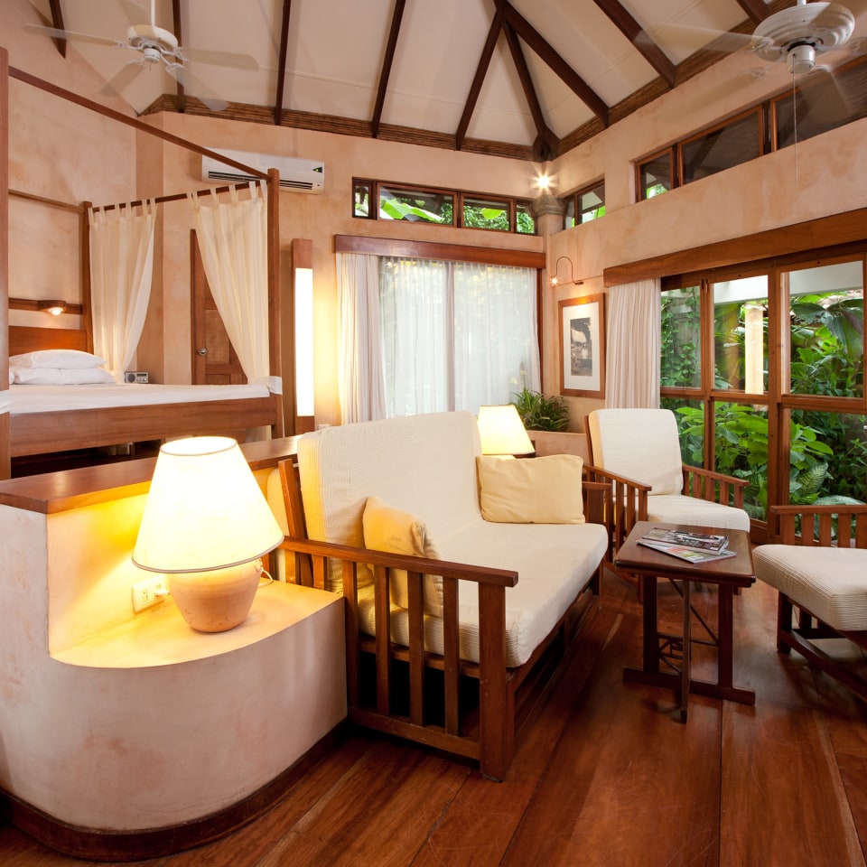 Capitán Suizo Beachfront Boutique Hotel